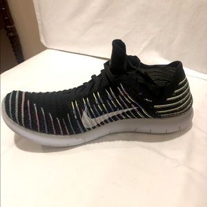 Nike Free RN Flyknit